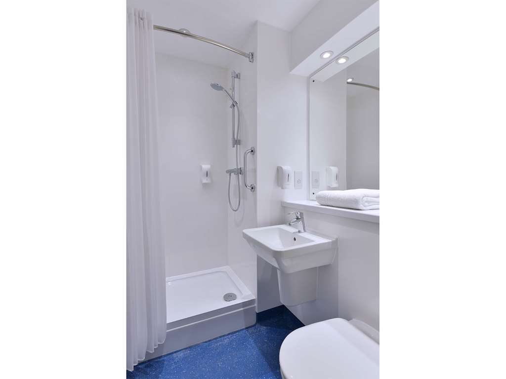 Travelodge Reading Whitley 部屋 写真